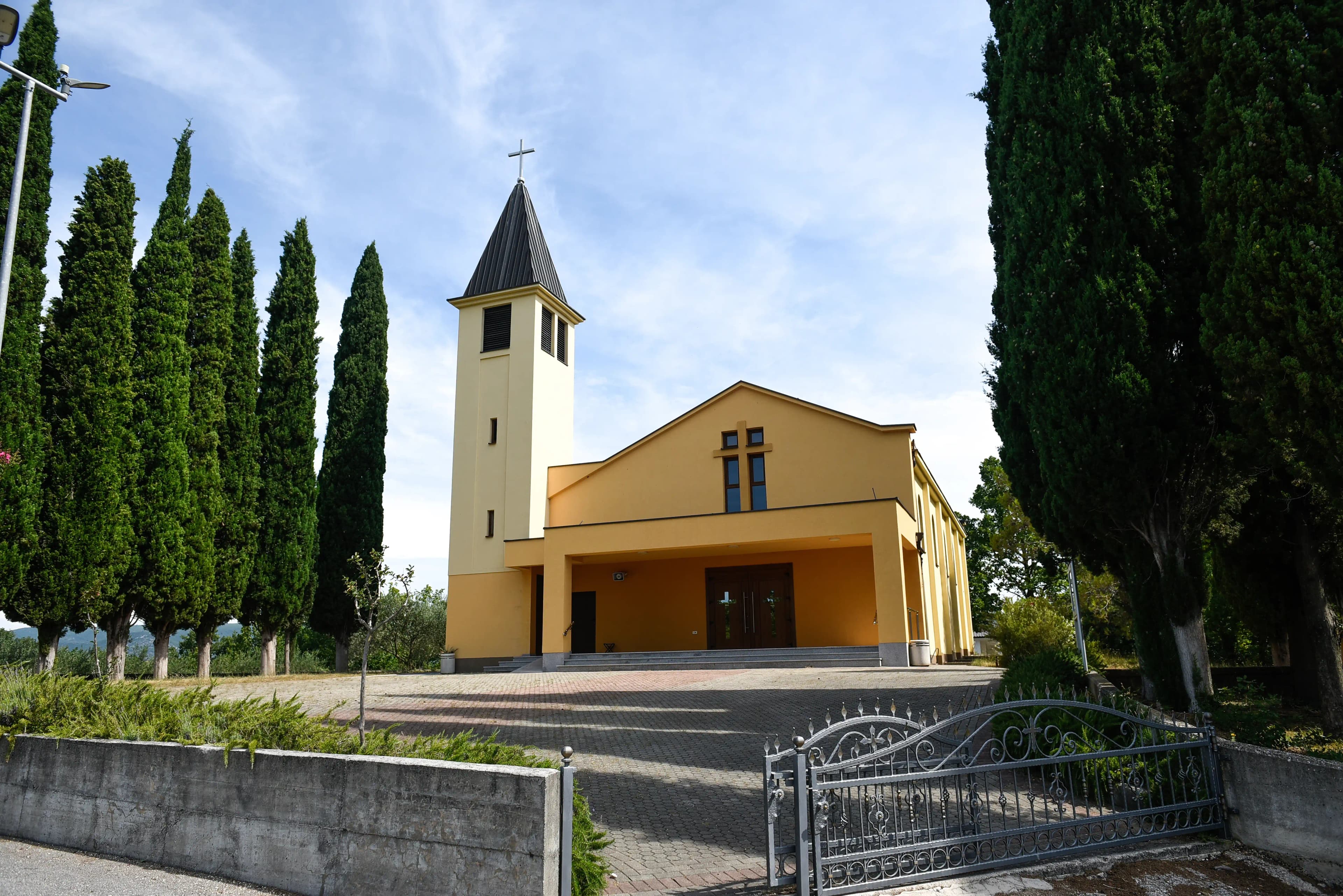 Crkva sv. Nikole Tavelića